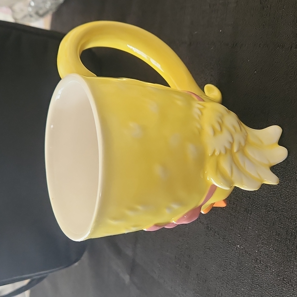 VINTAGE ADORABLE UPSIDE-DOWN BABY CHICK TEA CAP. - Picture 5 of 12